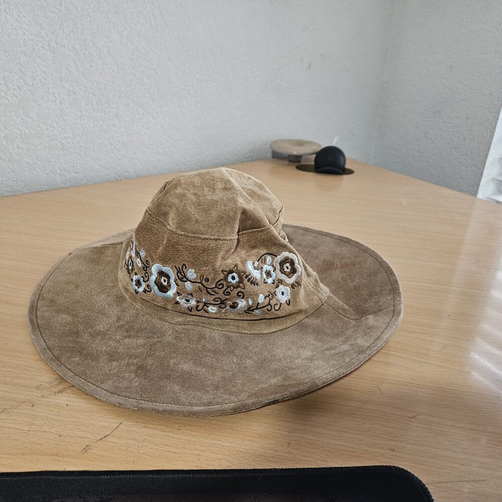 Wilsons Leather Maxima Vintage 90's Floppy Hat Suede With Embroidered Floral... - Picture 2 of 5